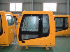 日立EX150LC-5挖掘機(jī)駕駛室報(bào)價-- 武漢邁通挖掘機(jī)配件有限公司