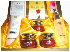 供應南寧金裝燕窩素嫩膚3+2-- 廣西南寧市護膚精品化妝品公司銷售部