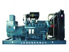 廠家供應(yīng)—４００ＫＷ韓國斗山（大宇）全自動(dòng)并車柜柴油發(fā)電機(jī)組-- 江蘇領(lǐng)馭電機(jī)有限公司