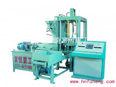 水泥墊塊機(jī)的優(yōu)越性能及用途-- 河南富恒機(jī)械制造有限公司
