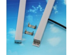LED帶乳白PC罩硬燈條-- 深圳市奇銘達(dá)光電有限公司
