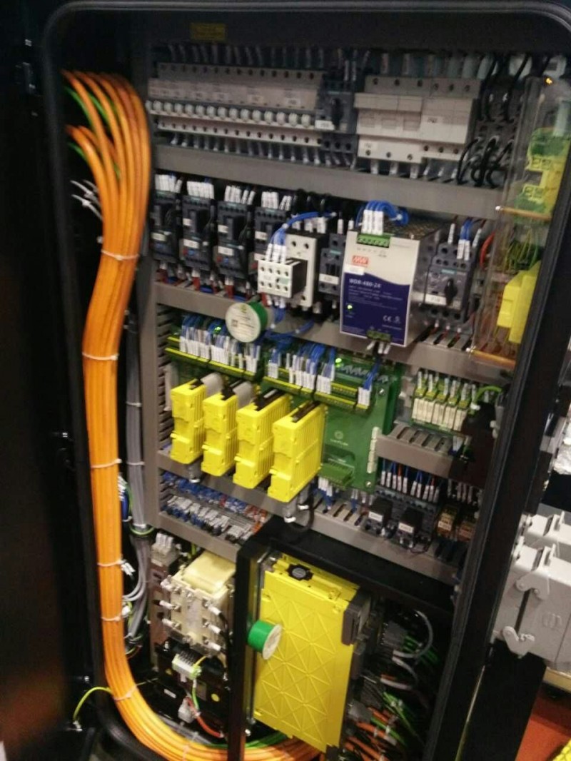 VCI氣相防銹盒，電器柜伴侶，電器柜防銹防短路產(chǎn)品-- 中圳德興（北京）防銹材料有限公司