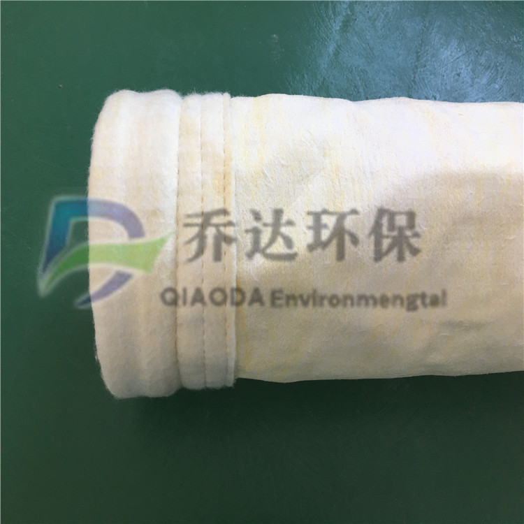 廠家直銷氟美斯針刺氈布袋 耐酸堿耐高溫濾袋除塵袋-- 河北科達環保有限公司